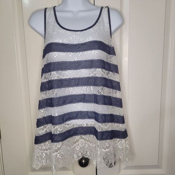 Mystree Anthropologie Sheer Lace‎ Sleeveless Blouse Tank Top Medium Romantic - Picture 1 of 10
